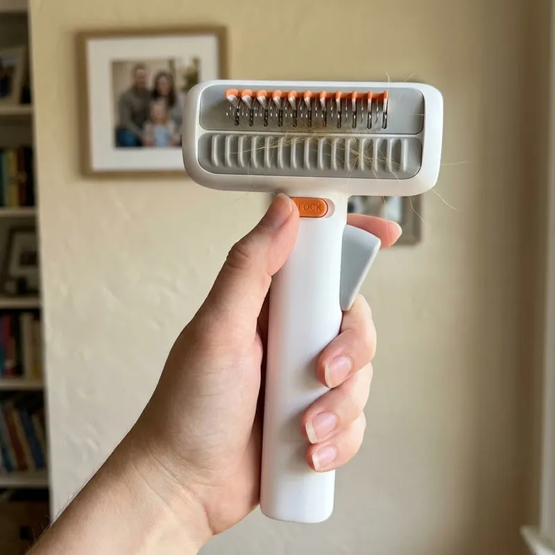 Petlori SilkyFur Pro – gentle grooming for dogs and cats